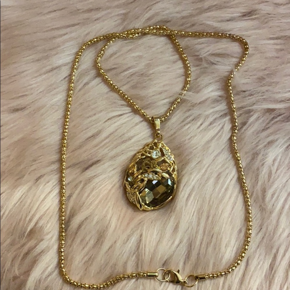 Necklace - Picture 1 of 2